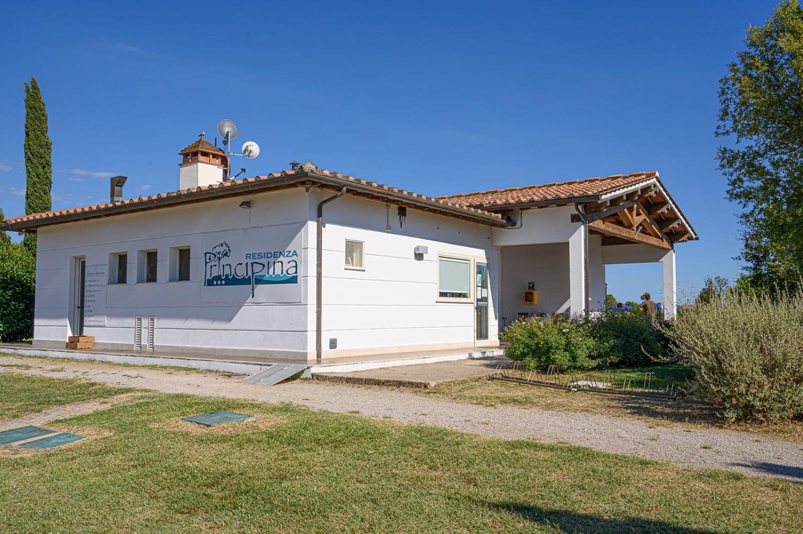 Residenza Principina Aparthotel Principina Terra Exterior photo